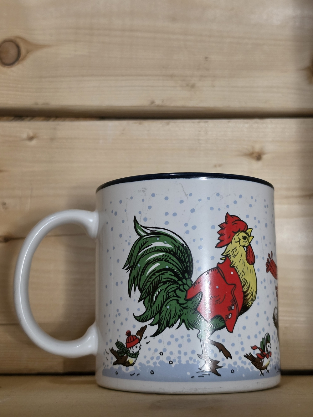 Potpourri Press Christmas Mug – Santa Bear Playing Horn & Festive Rooster